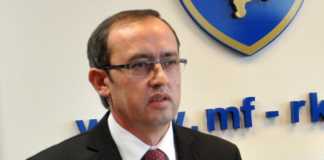 Avdullah Hoti: Kryetari i Kuvendit të Kosovës shkeli rregulloren