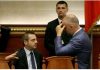 Ndryshimi i ministrave, që të shpëtojë Rama