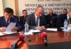 Memorandum për njëjtësimin e pagave të stafit akademik të Fakultetit të Mjekësisë