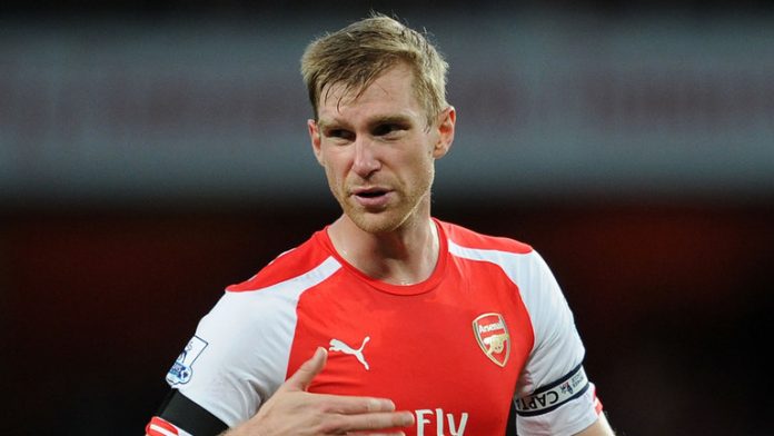 Per-Mertesacker-Arsenal-1_3225783