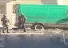 Rrethohet pallati në Vorë, dyshohet se aty fshihen grabitësit e bankës (Video)
