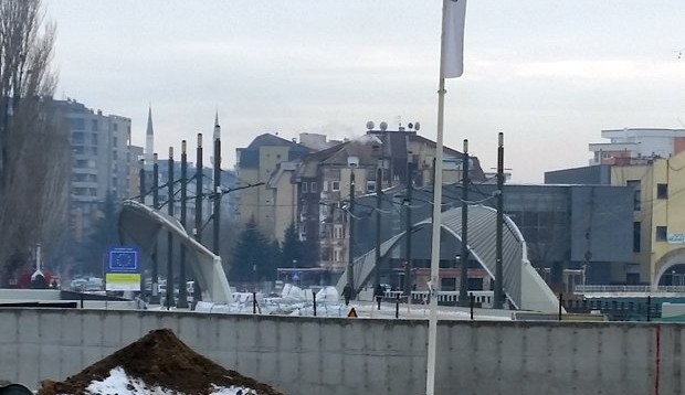 kosovska-mitrovica-most-most-na-ibru-ibar-foto-zoran-saponjic-1486113163-1096227-620x358