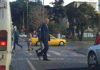 Rama kalon në bulevard përballë çadrës së PD, zemërohen protestuesit