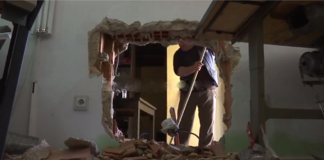 Vjedhje e arit si nëpër filma në argjendaritë e Klinës