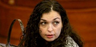 Vjosa Osmani nuk shkon në mbledhje për zgjedhjen e kryeministrit të koalicioni LANA