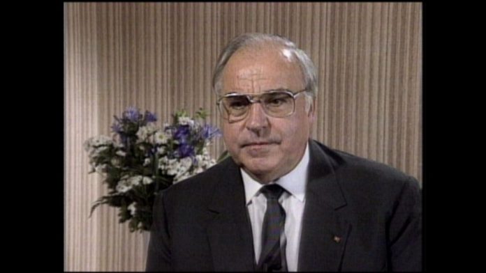 170616_abc_archive_helmut_kohl_pow_16x9_992