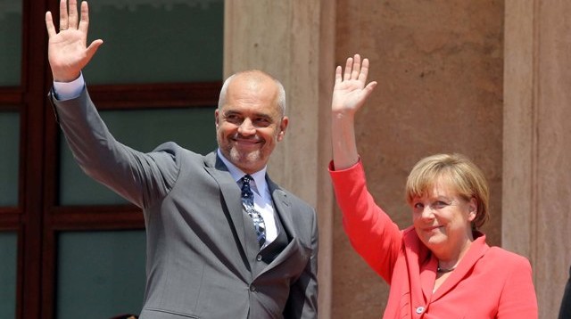 Rama-Merkel3-640x358