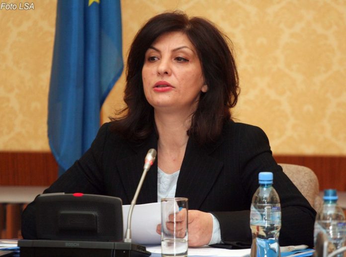 jozefina-topalli_4-1024x761
