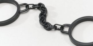 Kllokot, arrestohen dy komisioner