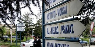 QKUK: Kardiokirurgjia fillon zëvendësimin e valvules aortale me metoda minimale invazive