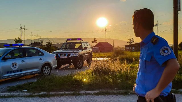 Policia-e-Kosoves-foto-KALLXOcom-640x358