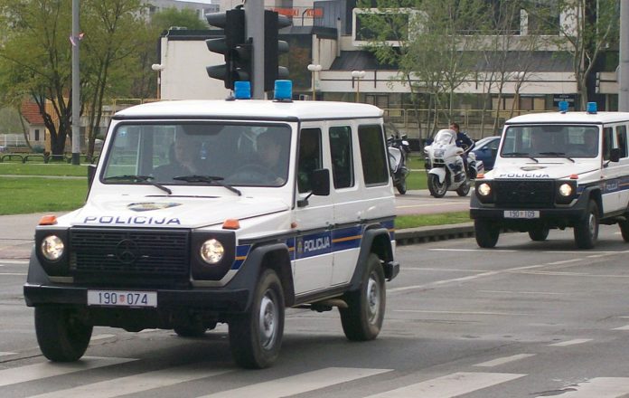 Croatian_police_car_2 (1)