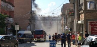 Digjet një banesë në Prishtinë