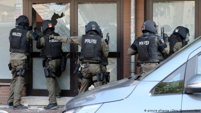 policia-780x439