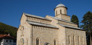 Historianët e Kosovës: Manastiri i Deçanit është i rindërtuar mbi themelet e kishës ilire