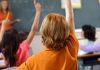 Ministria e Arsimit prezanton tre skenarët e mësimit në Shqipëri