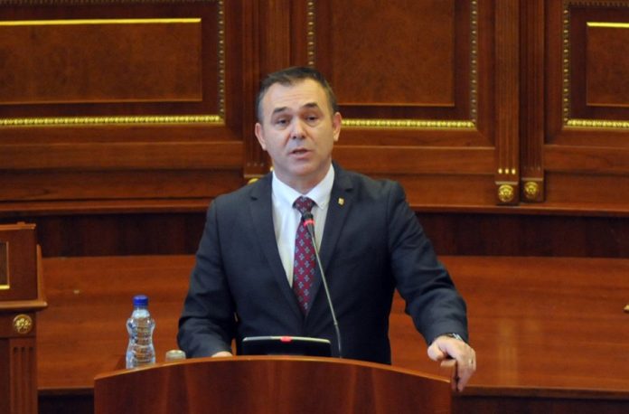 rexhep-selimi-në-kuvend